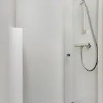 - Bedroom With Private Bathroom 게스트하우스 3*