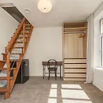 - Bedroom With Private Bathroom 게스트하우스 스타방에르