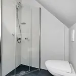 게스트하우스 - Bedroom With Private Bathroom
