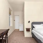 - Bedroom With Private Bathroom 스타방에르