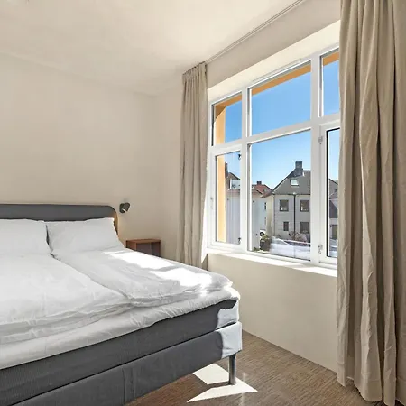 - Bedroom With Private Bathroom Guest house