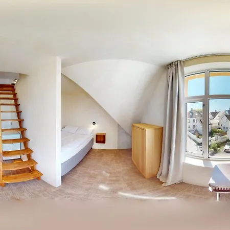 Guest house - Bedroom With Private Bathroom