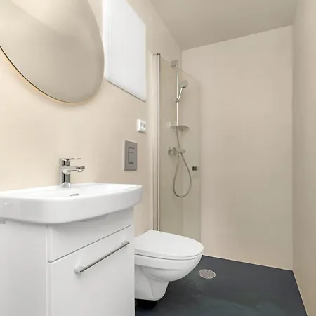 Pensjonat - Bedroom With Private Bathroom
