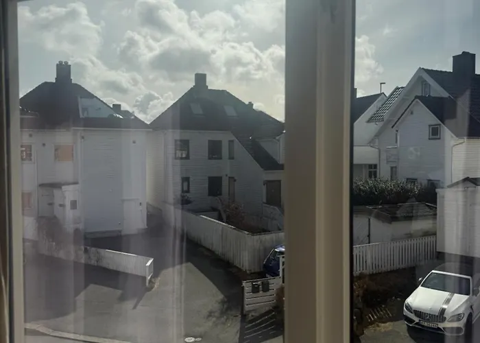 - Bedroom With Private Bathroom Gasthuis Stavanger